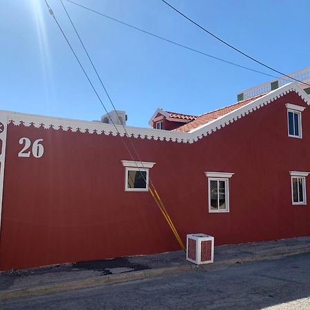 Paradiso Apartments Oranjestad Luaran gambar